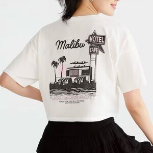 Malibu Cafe Cropped Boyfriend Graphic Tee – Small